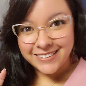 Meet your Posher, Kaela